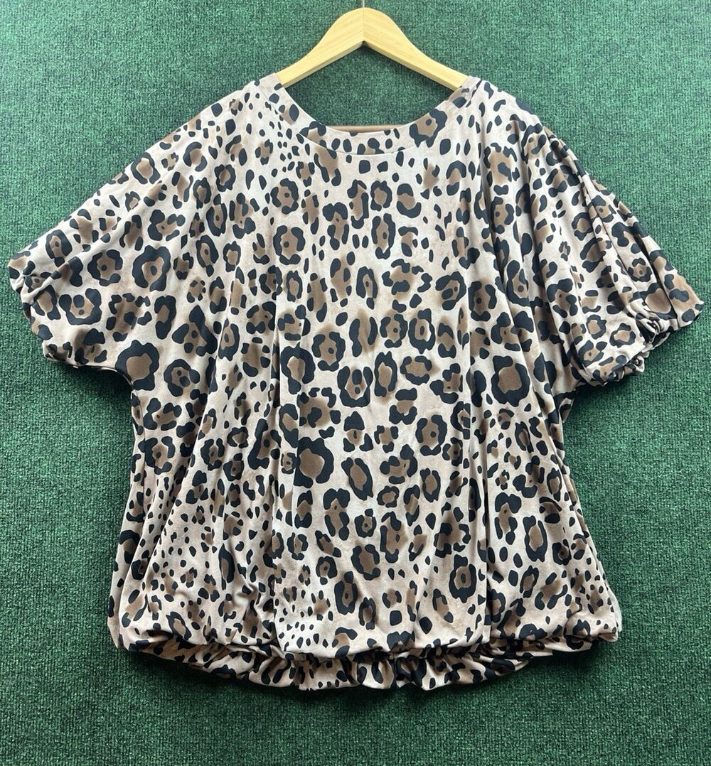 Chico's Women's Size 3 Leopard Print Knit Blouse